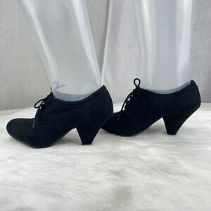 🍂 NWOT Black Faux Suede Oxford Heels Lace Up Booties Shoes Forever 21 Size 6